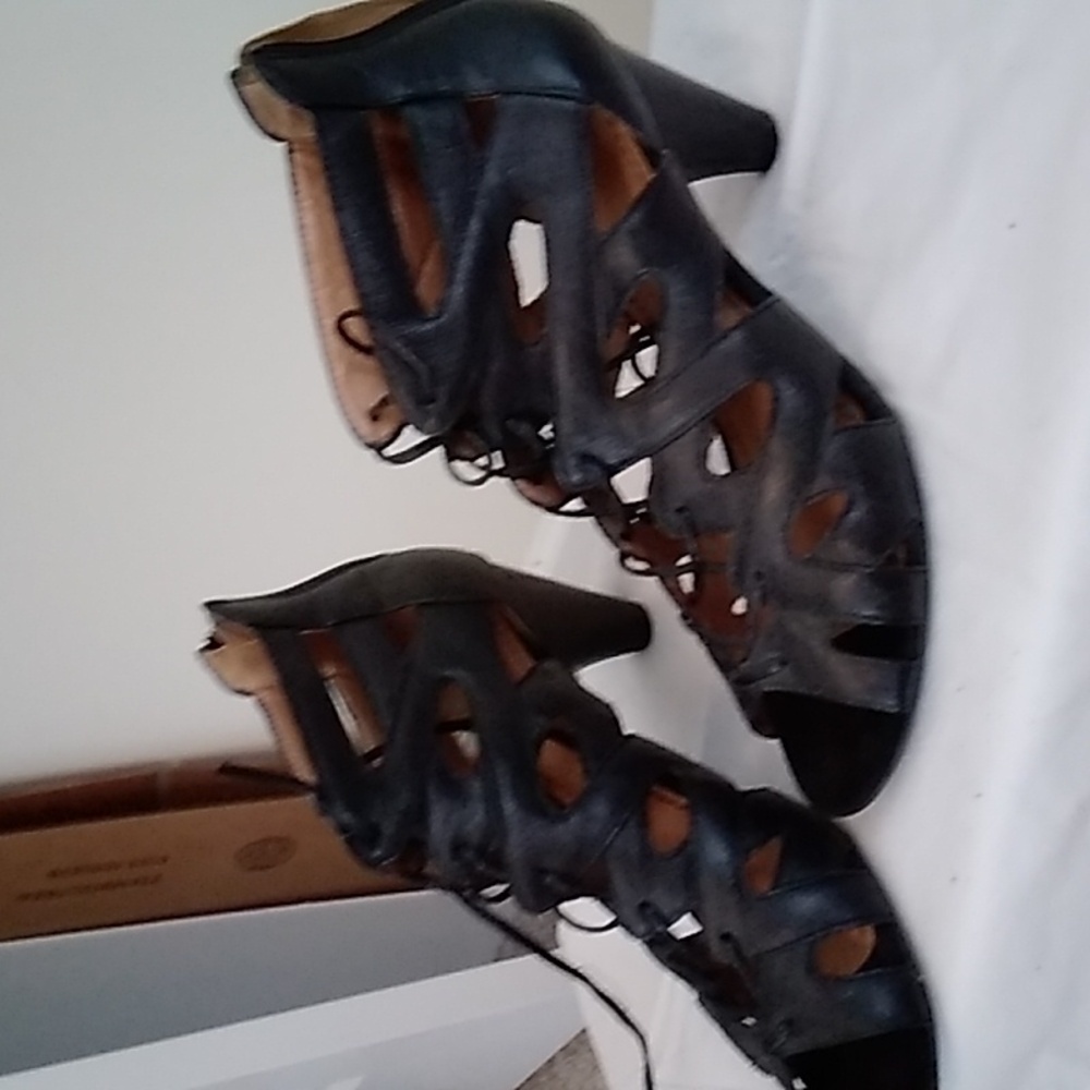 Woman's open toe lace up booties